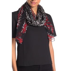 BCBG | square Silk scarf